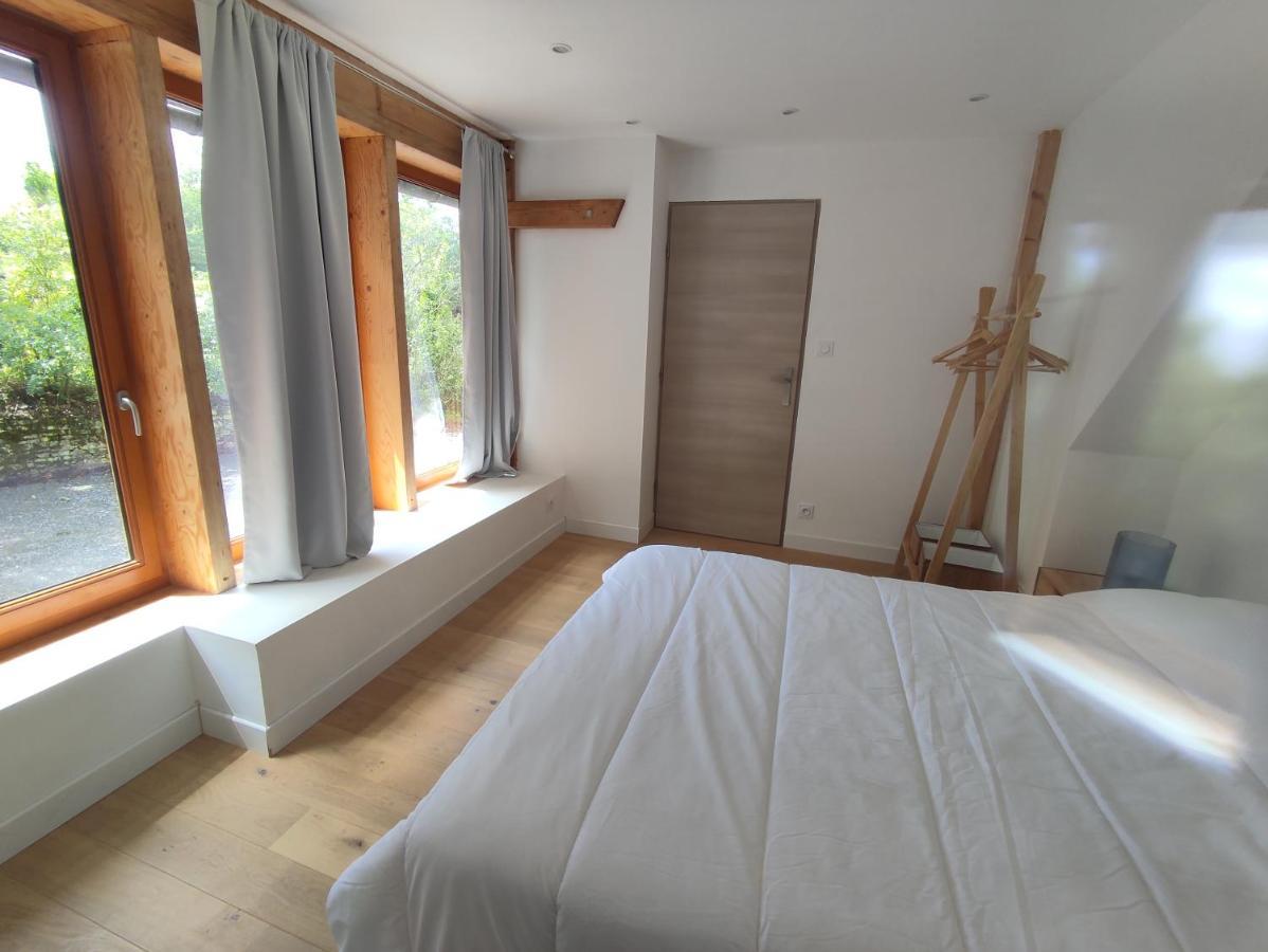 Conviviale - Longere Lumineuse - Charme & Nature Bains-sur-Oust Exterior photo